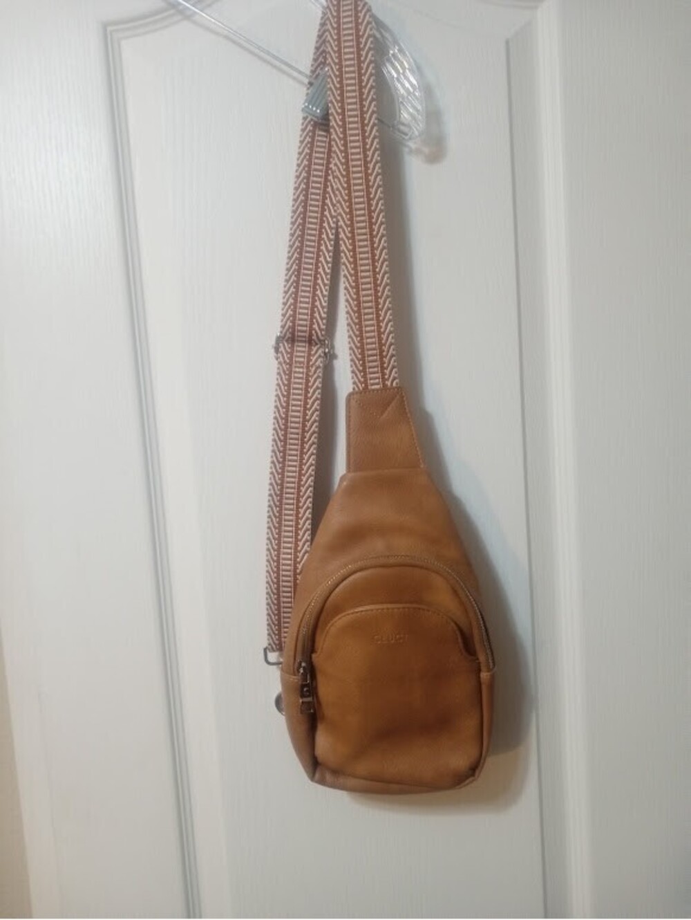 Cluci Brown Side‑Shoulder Bag – 2 Compartments with Adjustable Strap